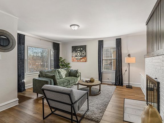 3rd image of 1003 W William St