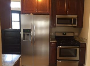 2261 W Eastwood Ave APT 2E, Chicago, IL 60625