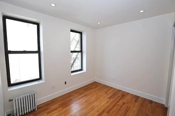 Rented by Vertical Real Estate LLC | media 6