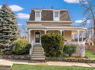 21 Florence St, Natick, MA 01760