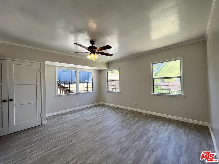 1807 S Redondo Blvd #LOWER — Photo 10