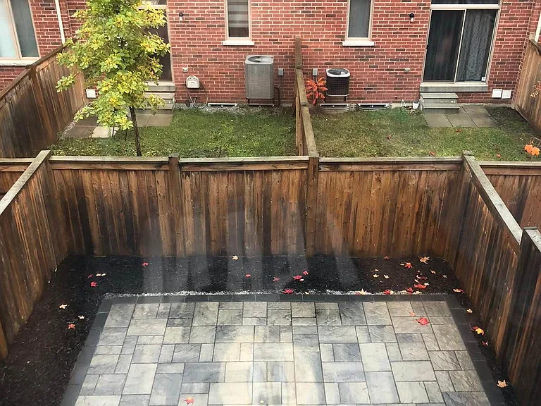 41 Mazarine Ln — Photo 49