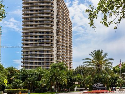 20191 E Country Club Dr APT 910, Aventura, FL, 33180