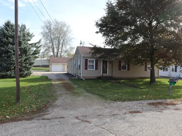 415 Whitver St, Walnut, IL 61376