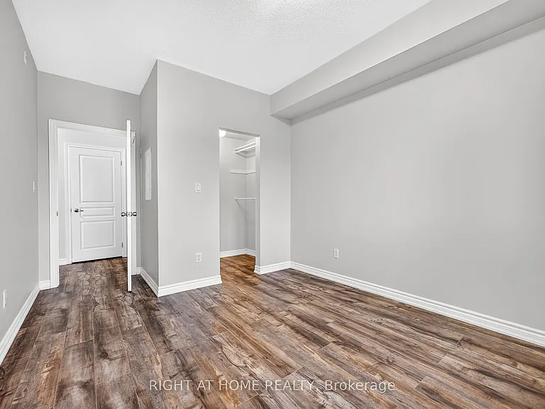 570 Lolita Gdns #430 — Photo 34
