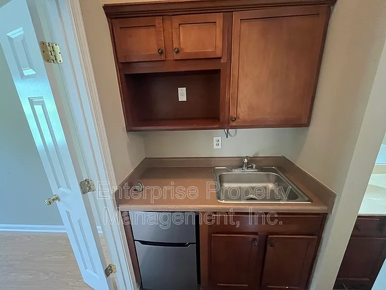 5236 Laurelhome Cv — Photo 20