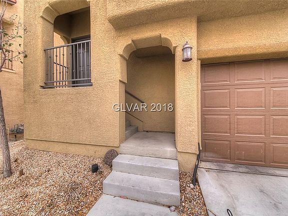 3rd image of 8925 Amy Olivia Ave