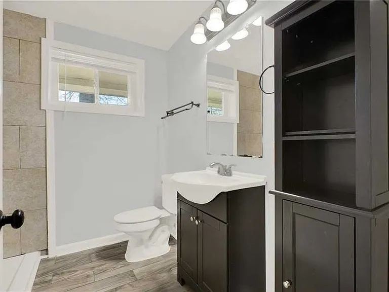 5 Greenbriar Ave — Photo 30