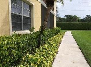 1227 SW 46th Ave APT 303, Pompano Beach, FL 33069