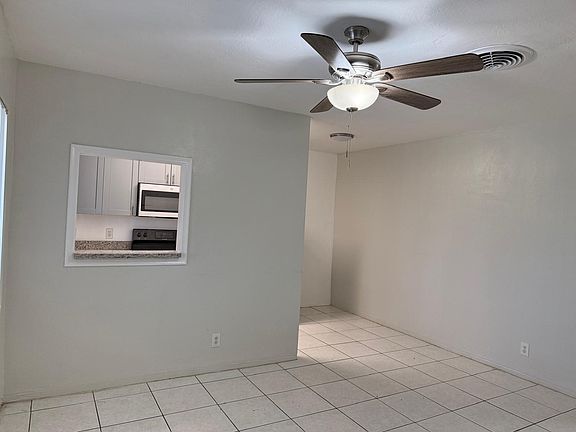 4th image of 6400 NE 18th Ave APT 11
