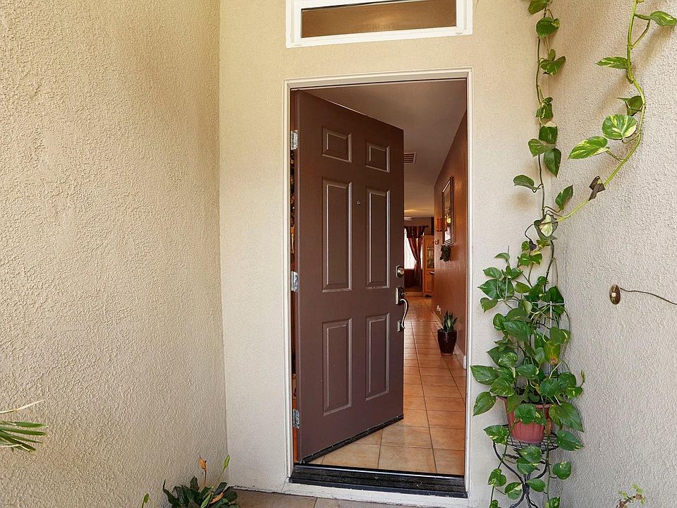 1st image of 1512 Artese Ln