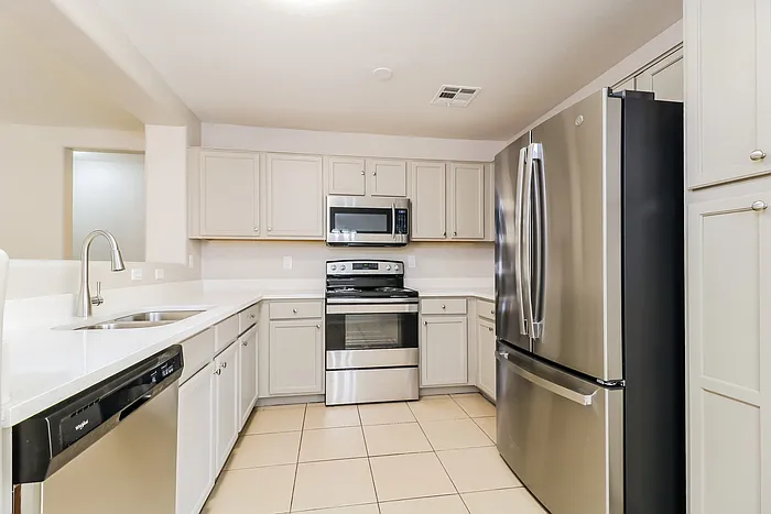 22834 W Mohave St — Photo 3