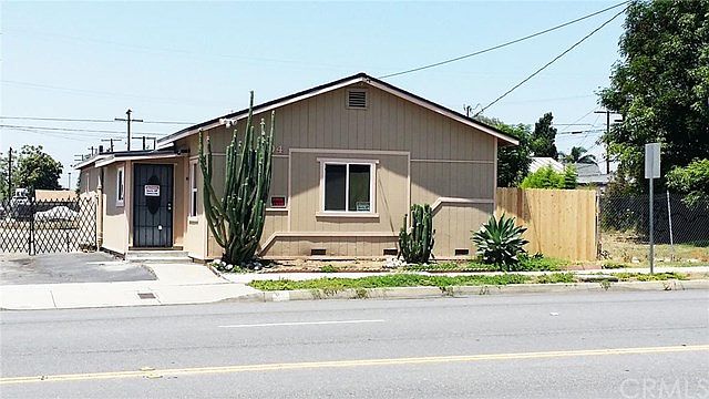 1st image of 204 S San Antonio Ave