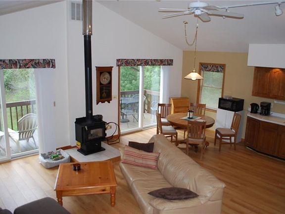 4th image of 9359 Keuka Highland Dr