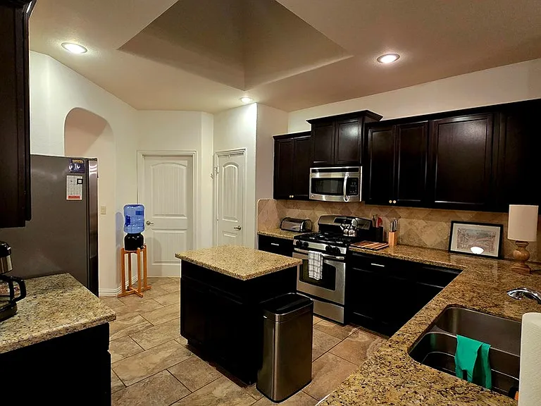 7309 Raphael St — Photo 6