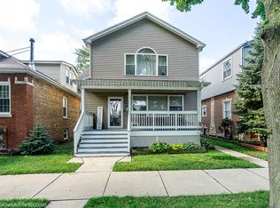 6211 W Warwick Ave, Chicago, IL 60634