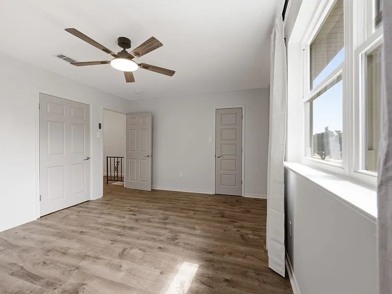 6182 Milne Blvd — Photo 11