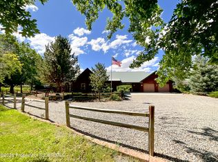 804 Virginia Ann Dr, Bloomfield, NM 87413