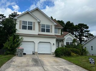 3 Donegal Ln, Galloway, NJ 08205