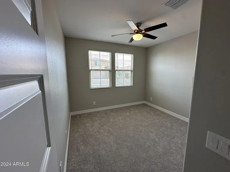 8826 W Medlock Dr — Photo 20