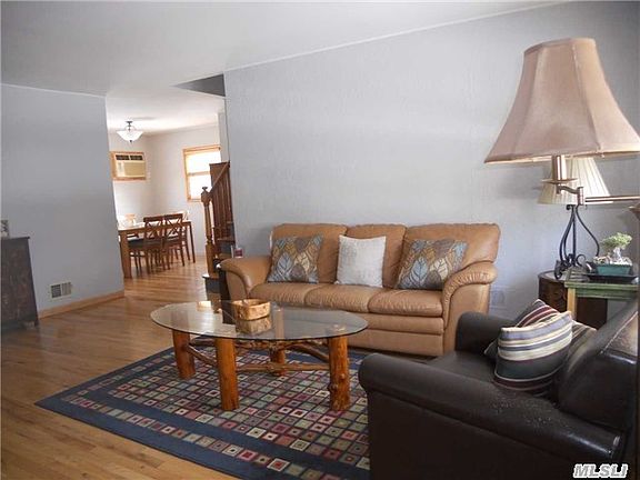 2nd image of 3878 Priscilla Pl