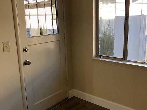 4th image of 3530 Alden Way #5