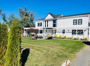 19940 Smith Cir, Ashburn, VA 20147