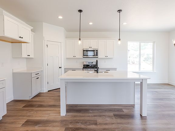 5th image of 195 W Harmony Ridge Pkwy #601