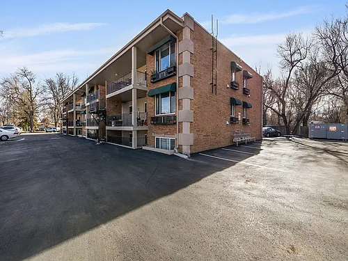 233 N Meldrum St #A8 Photo 1