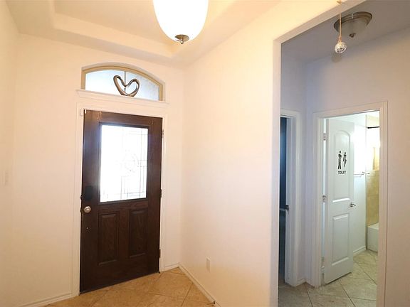 3rd image of 4508 Gunnison Dr