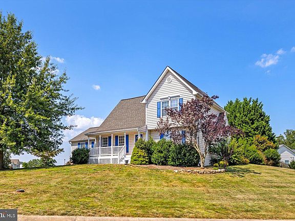 5th image of 4403 Battery Hill Ln