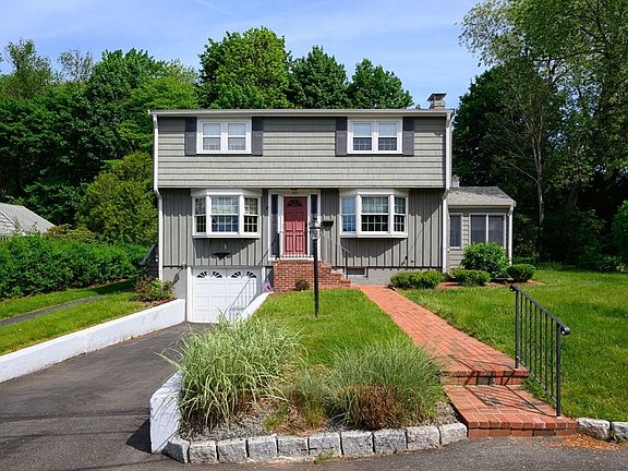 2nd image of 40 Bell Rd