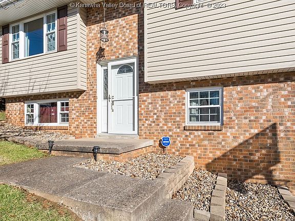5th image of 1019 Greenland Cir