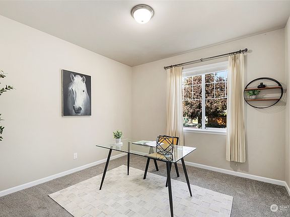 5th image of 5406 25th Street NE