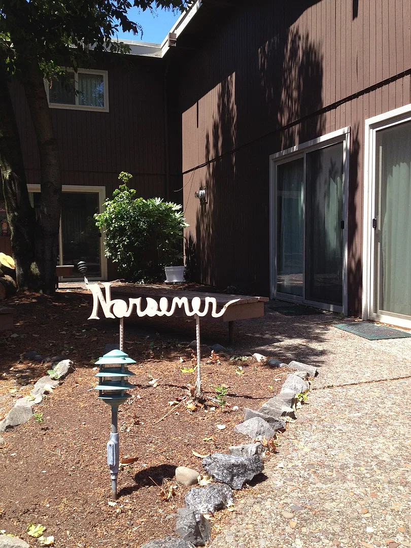 Norseman Apartments — Photo 2