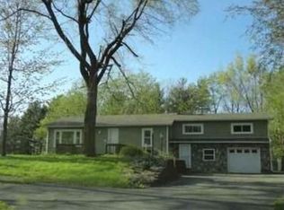 824 S Diamond Rd, Mason, MI 48854