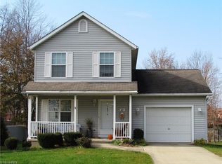 557 N Diamond St, Ravenna, OH 44266