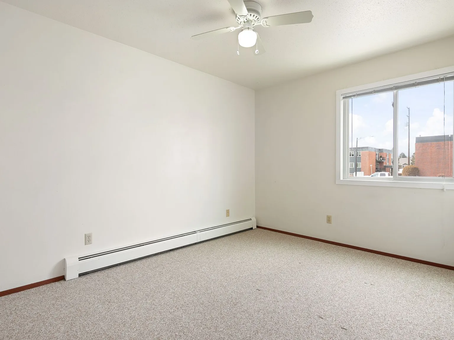 Colton Heights Apartments — Photo 4