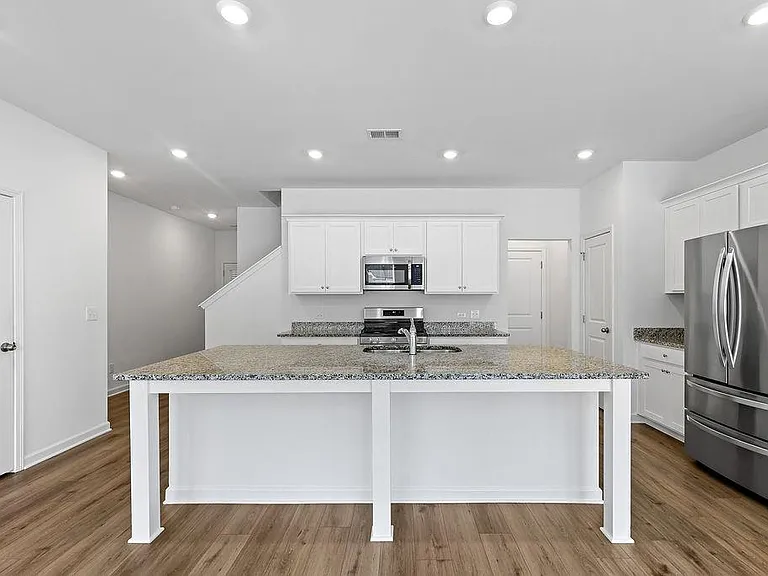 2749 Lou Lou Ln — Photo 6