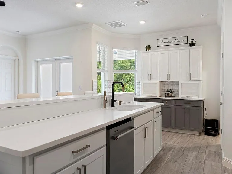 6590 Barbados Ct — Photo 20