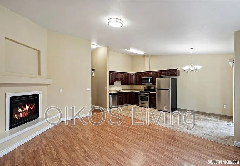 2700 McRae Rd #7 — Photo 2