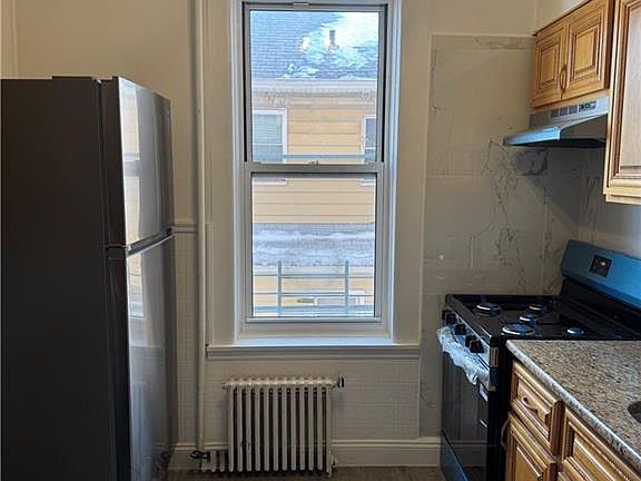 3rd image of 1923 Bay Ridge Pkwy APT 2