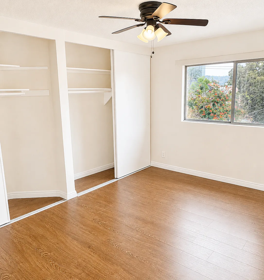 2 bed, 1100 sqft, $3,095 — Photo 4