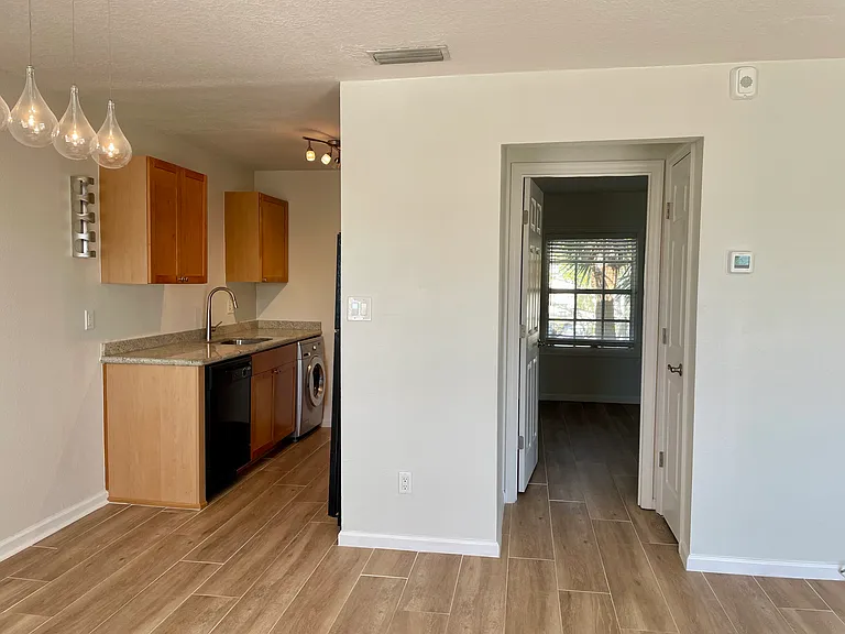 Starfish Dr SE — Photo 21