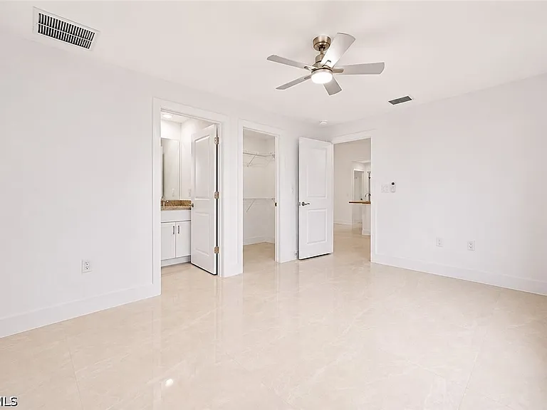 640 Lydia St — Photo 12