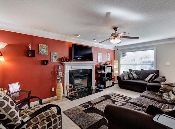 3rd image of 4829 Creekrock Ln