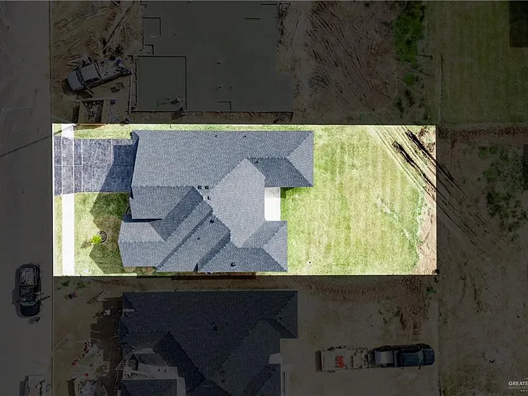 1013 Magnolia St — Photo 5