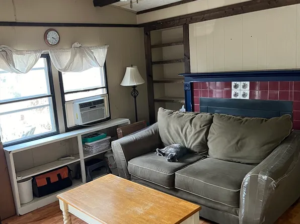 8 David Rd, Carver, MA 02330