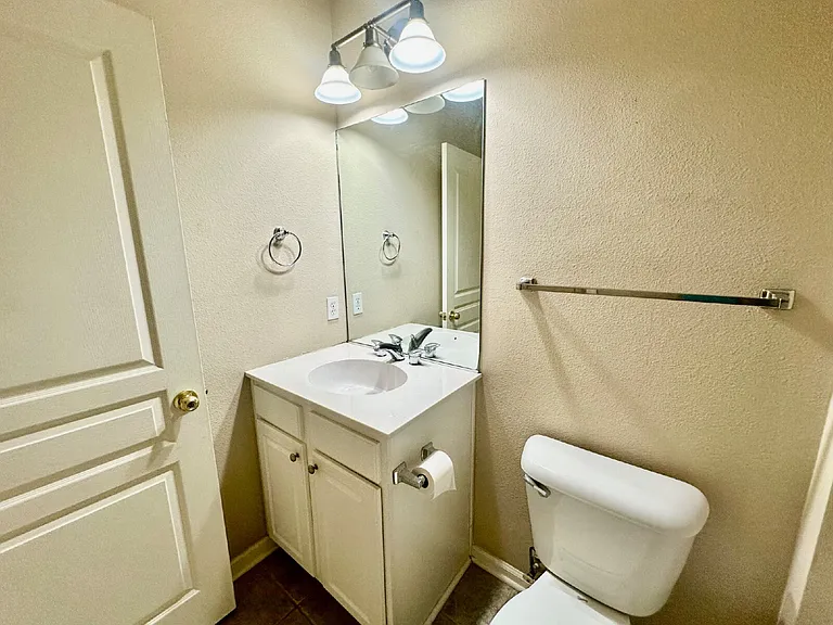 39 Tallow Dr — Photo 23