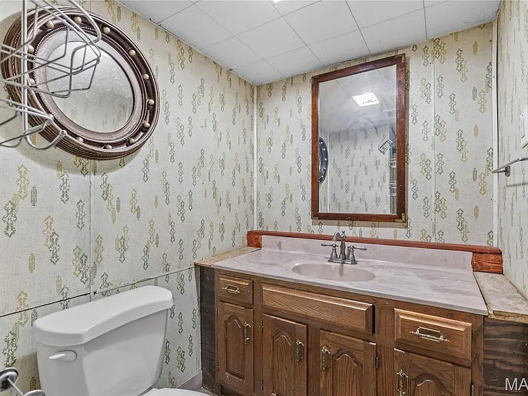 7471 Sharon Dr — Photo 19